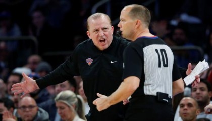 开云体育官网-残阵雷霆也敢输！锡伯杜关键时刻短路秀迷惑操作