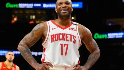 开云体育网址-多项数据创火箭生涯新低 塔克的作用却越来越大？