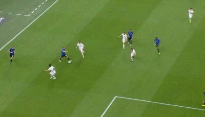 【意甲】劳塔罗恰尔汗奥卢开和 国米3比0斯佩齐亚