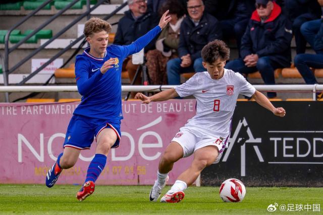 1747209841643011702.jpg a262e99bly1i0pirrt0nhj21z41bfh8i.jpg